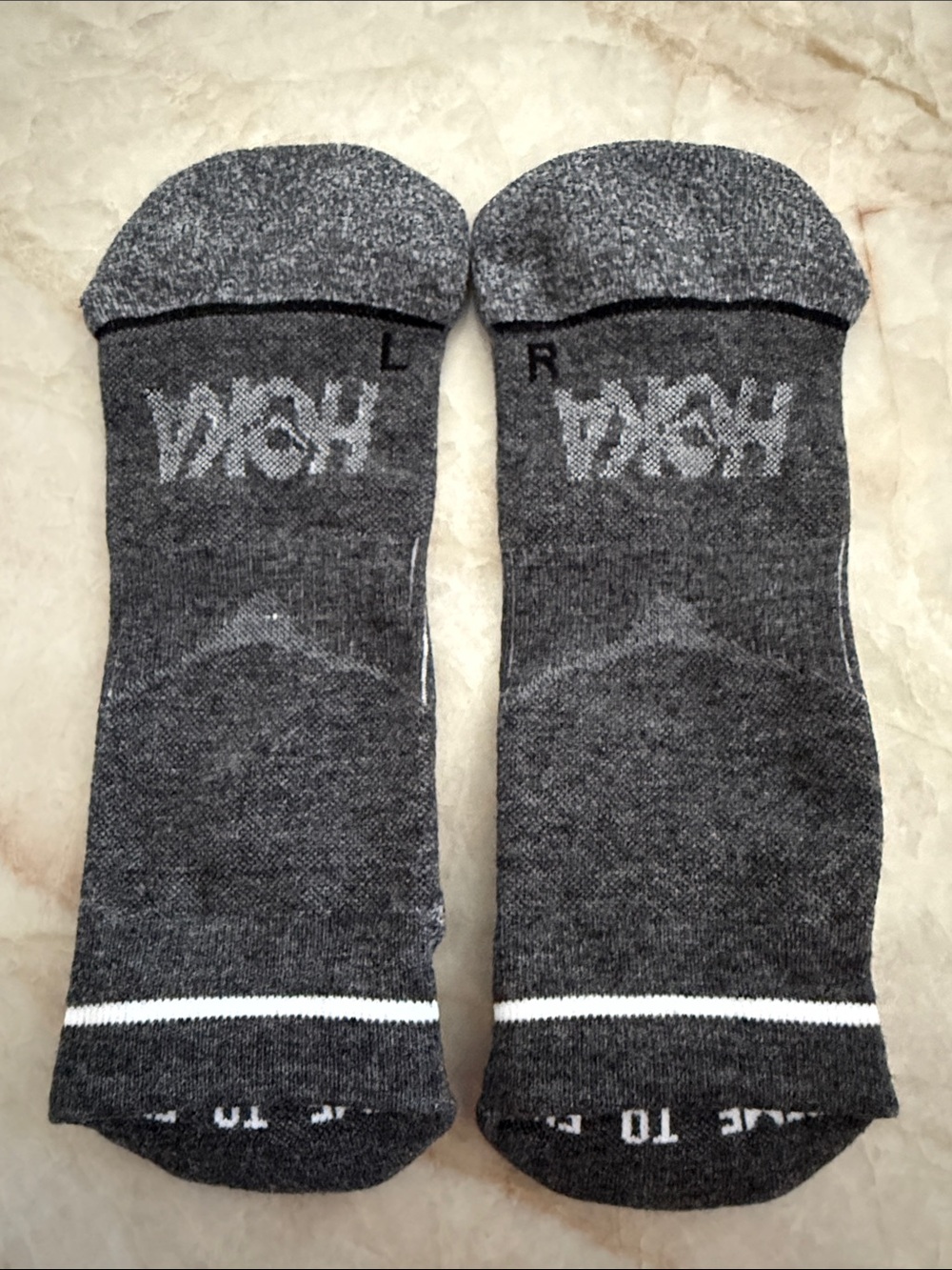 Hoka New Large No Show Running Socks Gray